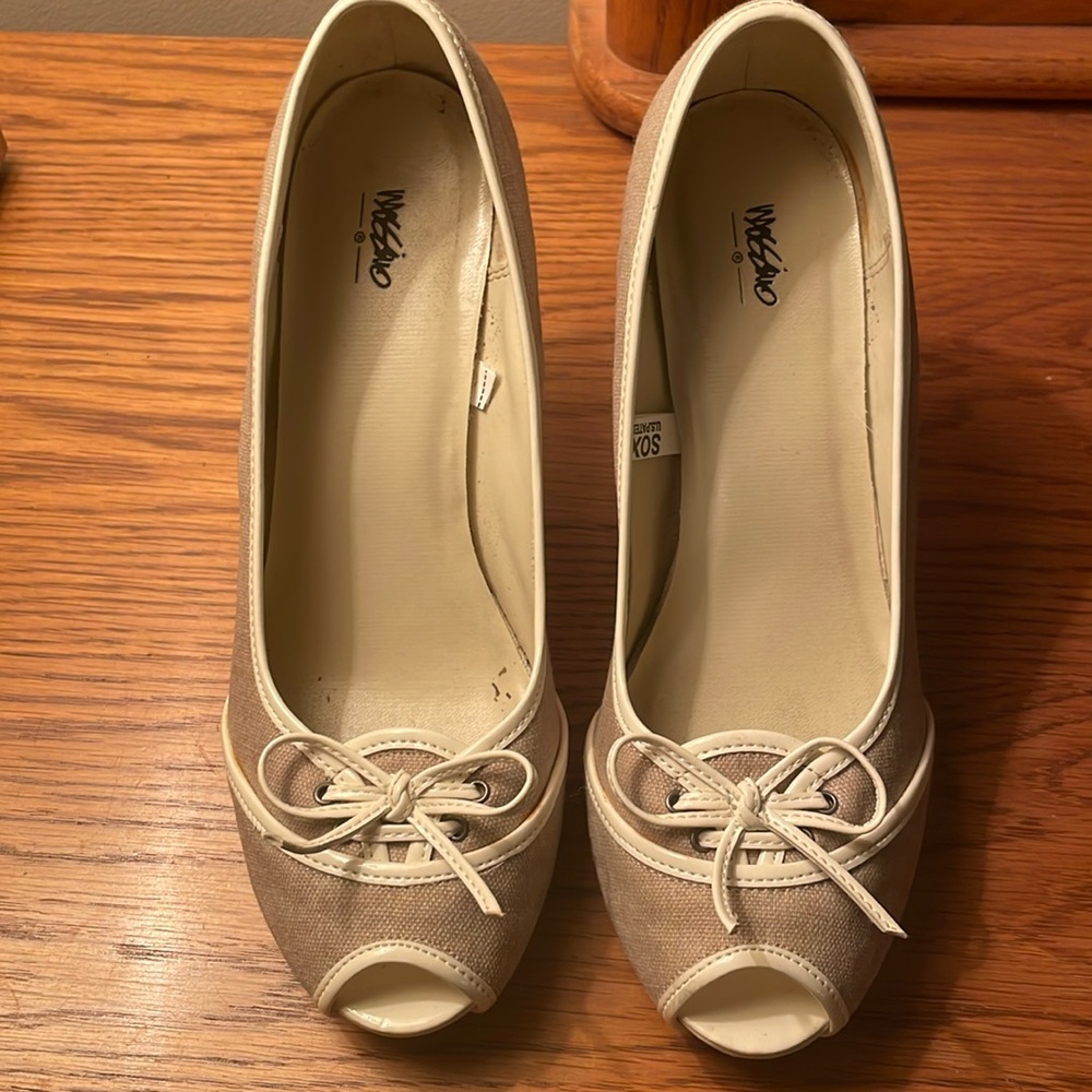 Cream open toe heels